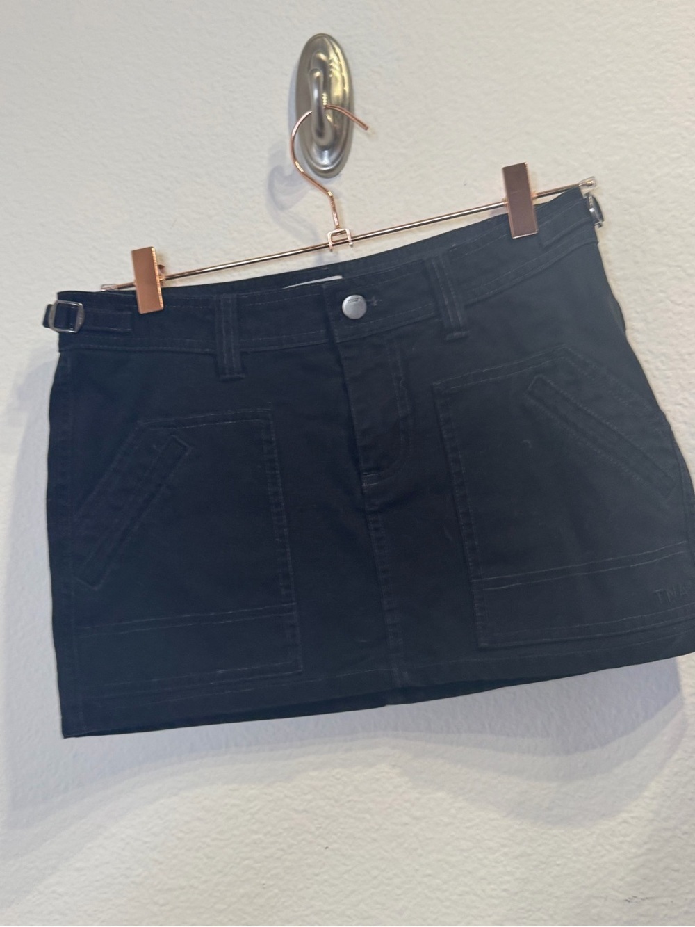Aritzia Black Front-Pocket Mini Skirt - Picture 4 of 11